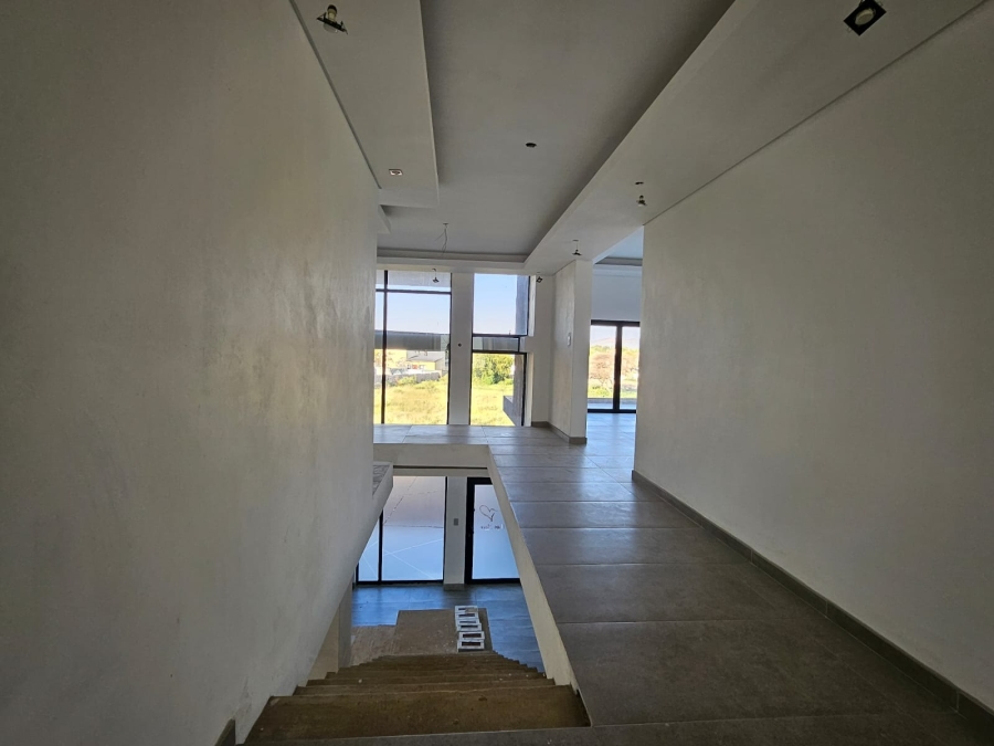 7 Bedroom Property for Sale in Melodie North West